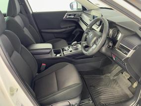 Photo '16' of Mitsubishi Outlander