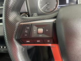 Photo '25' of Mitsubishi Outlander