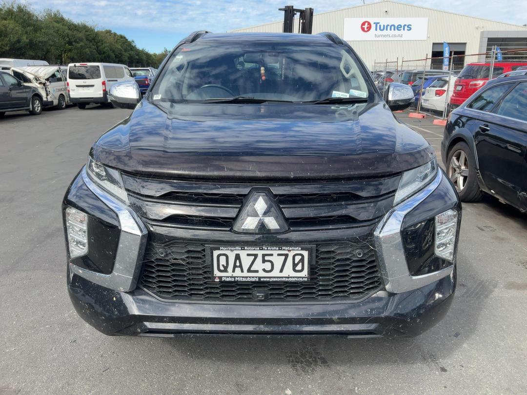 Photo '2' of Mitsubishi Pajero Sport Vrxb