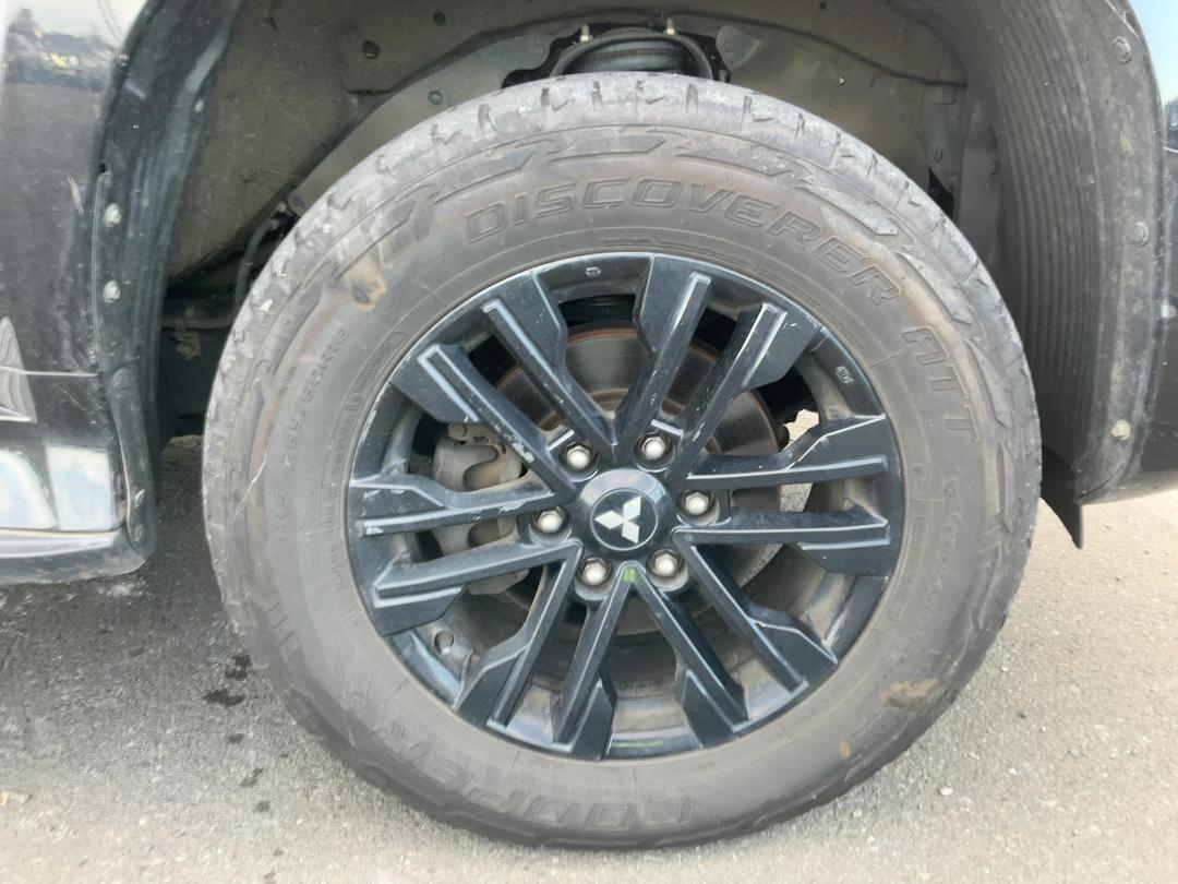 Photo '23' of Mitsubishi Pajero Sport Vrxb