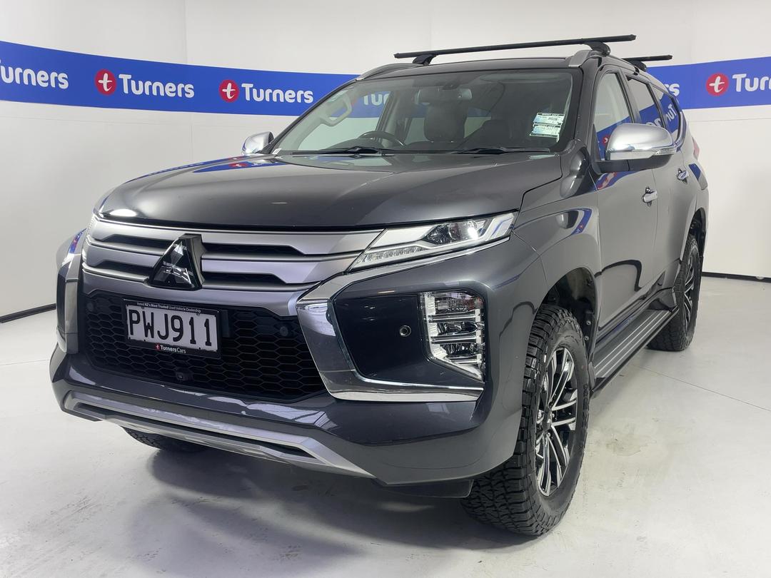 Photo '4' of Mitsubishi Pajero Sport