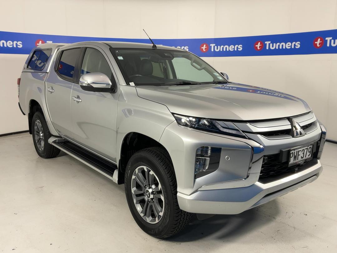 Photo '1' of Mitsubishi Triton