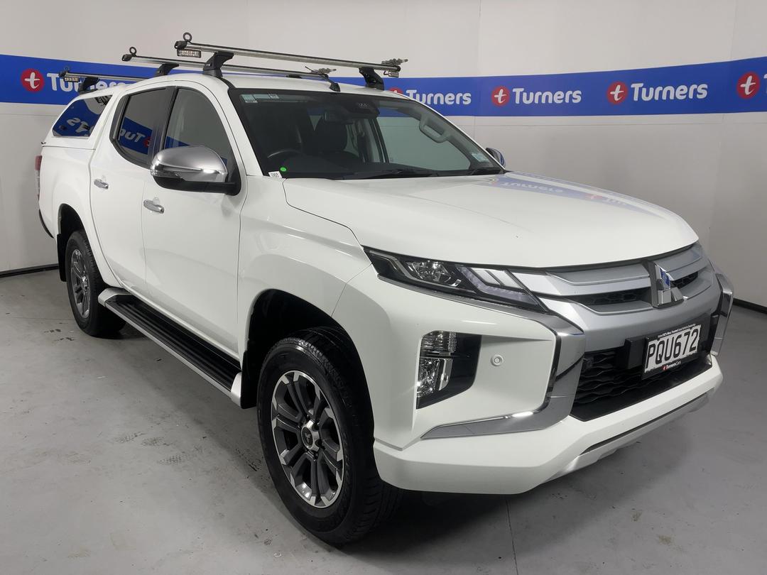 Photo '1' of Mitsubishi Triton