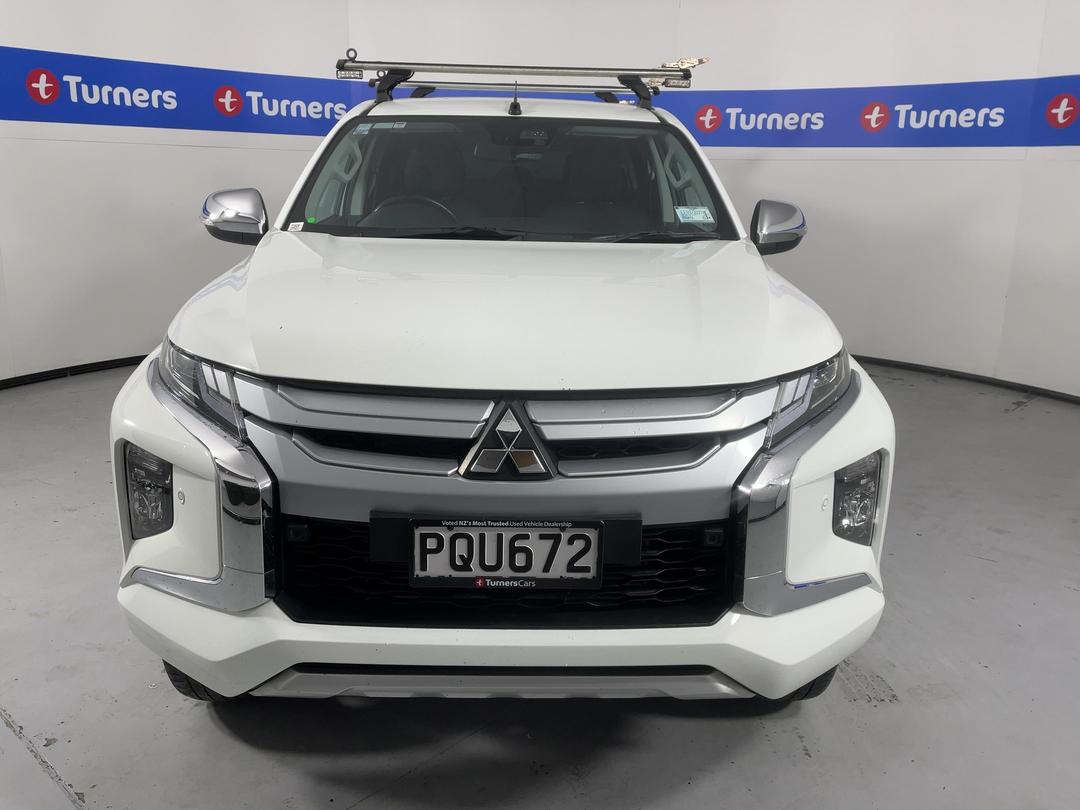 Photo '2' of Mitsubishi Triton