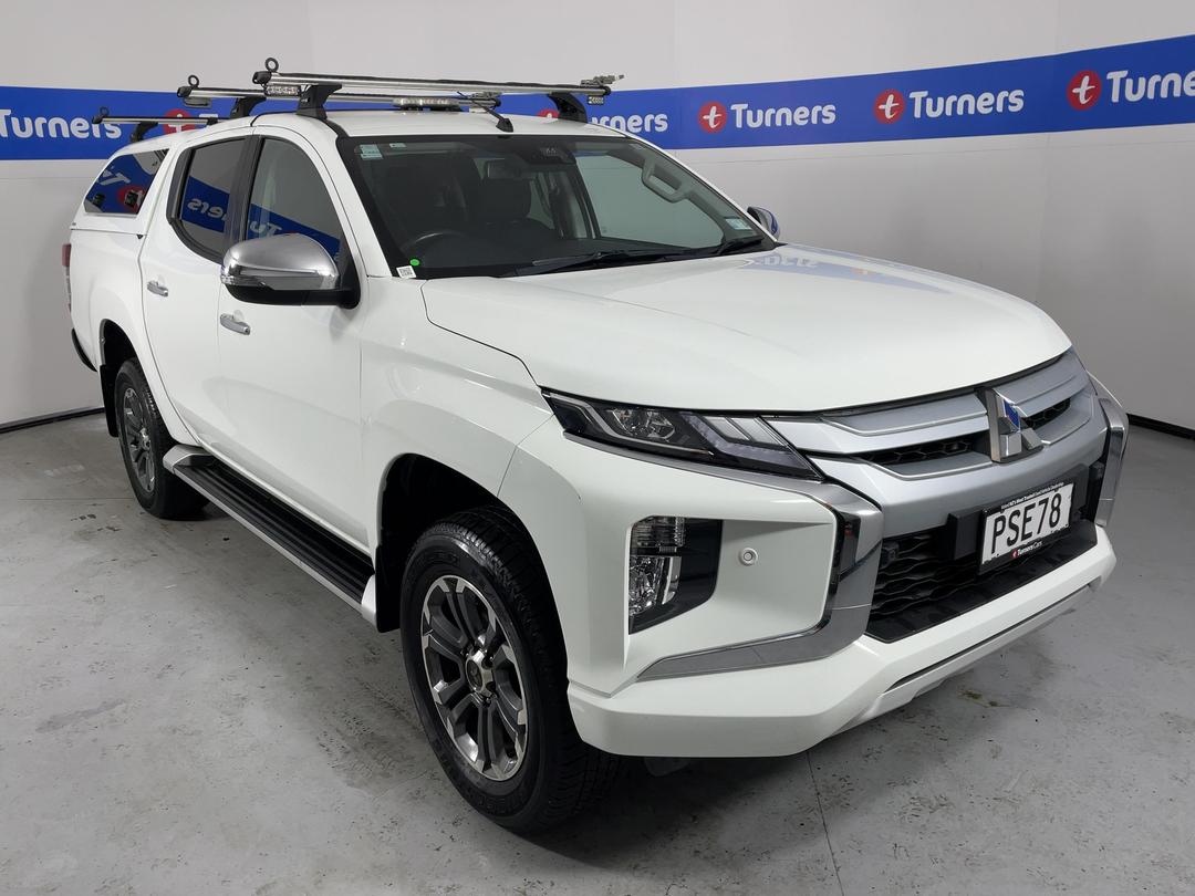 Photo '1' of Mitsubishi Triton