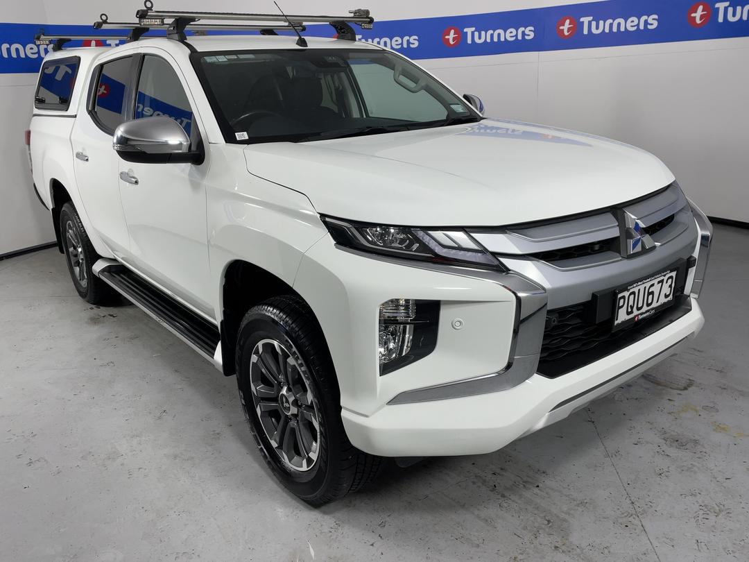 Photo '1' of Mitsubishi Triton