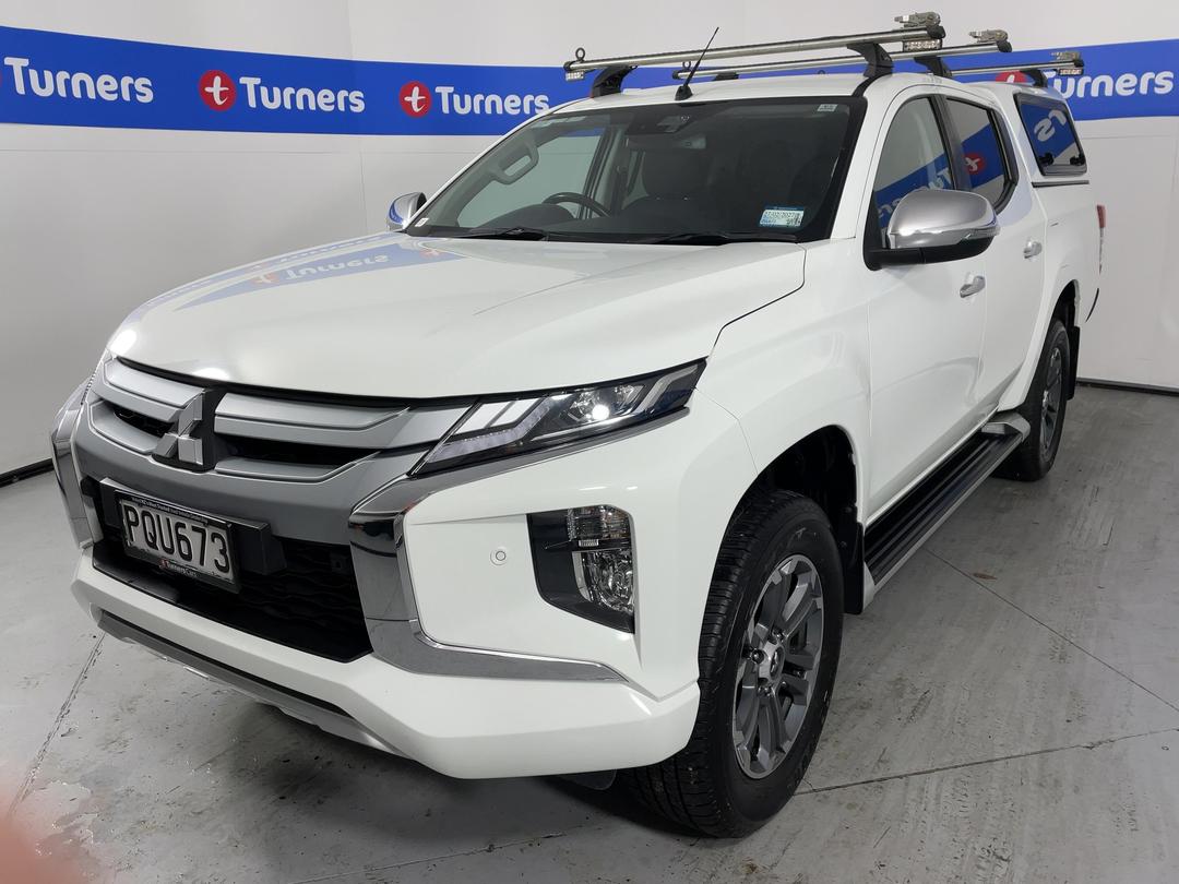 Photo '4' of Mitsubishi Triton