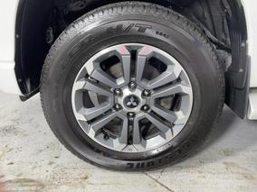 Photo '10' of Mitsubishi Triton