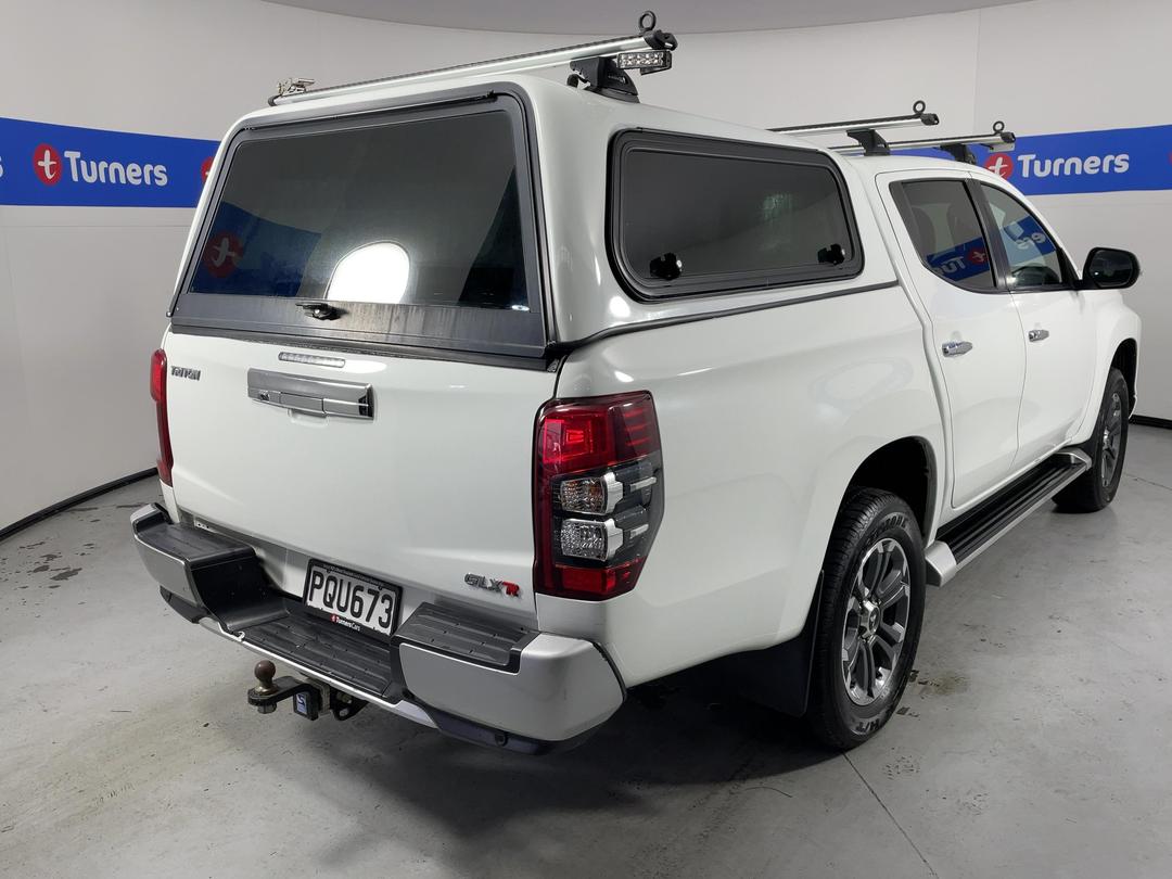 Photo '7' of Mitsubishi Triton