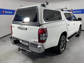Photo '7' of Mitsubishi Triton