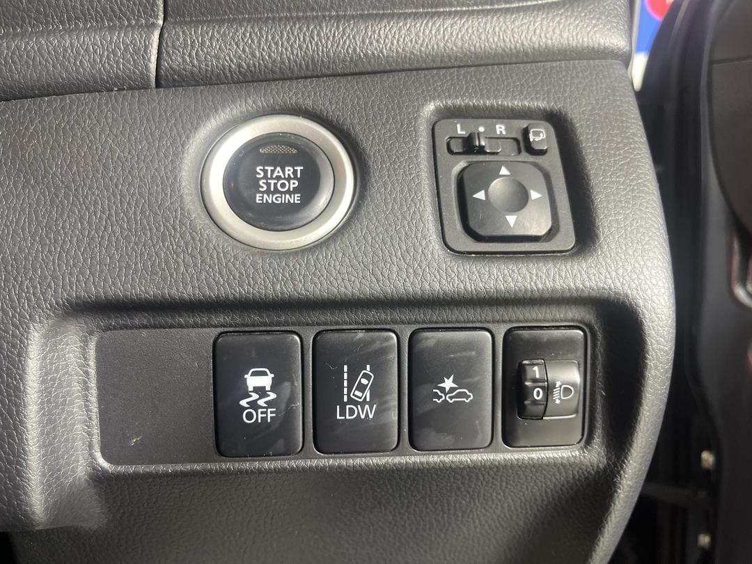 Photo '25' of Mitsubishi Triton