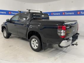 Photo '5' of Mitsubishi Triton