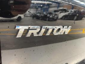 Photo '36' of Mitsubishi Triton