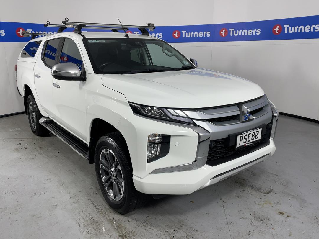 Photo '1' of Mitsubishi Triton