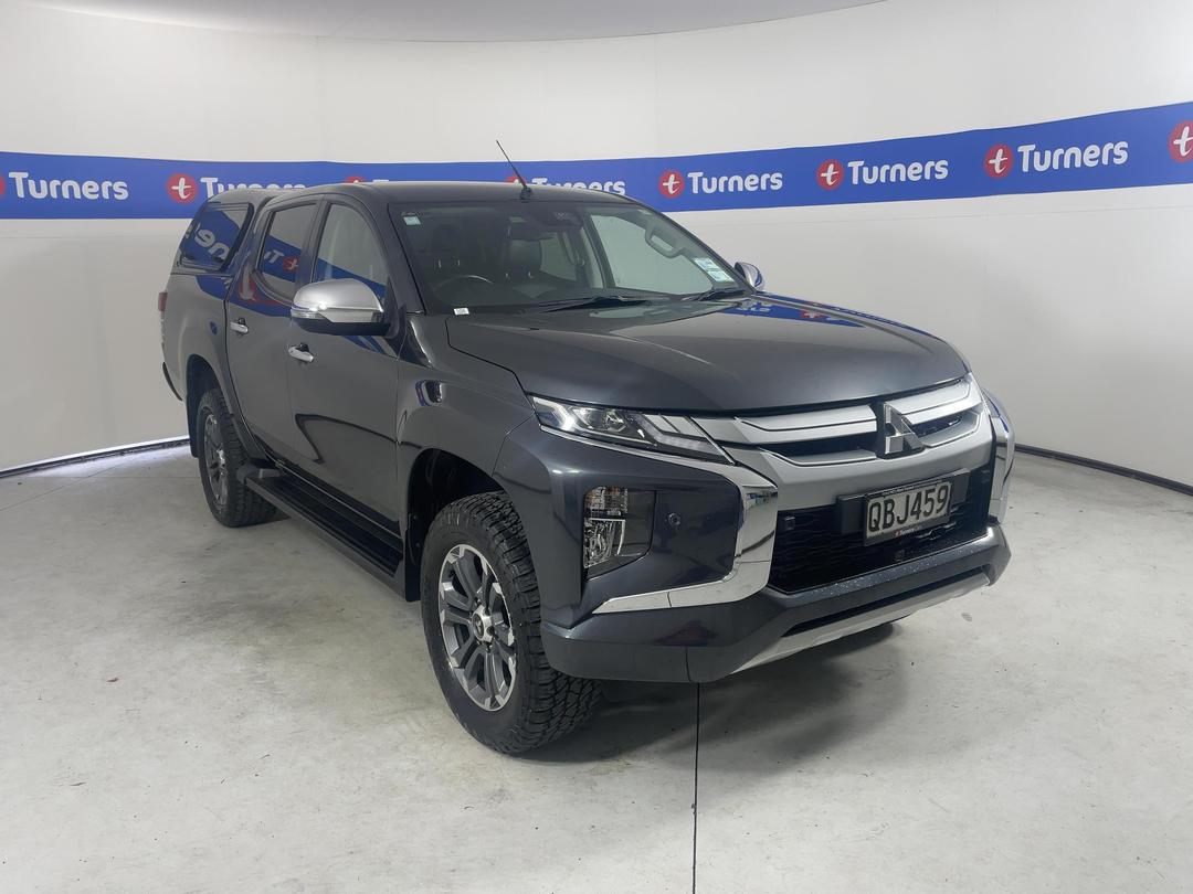 Photo '1' of Mitsubishi Triton