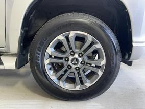 Photo '9' of Mitsubishi Triton