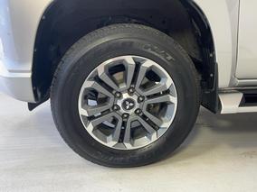 Photo '10' of Mitsubishi Triton