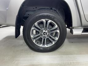 Photo '12' of Mitsubishi Triton