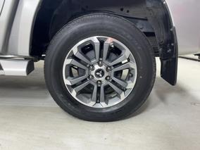Photo '11' of Mitsubishi Triton