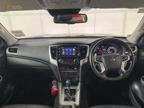 Photo '17' of Mitsubishi Triton