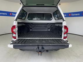 Photo '14' of Nissan Navara