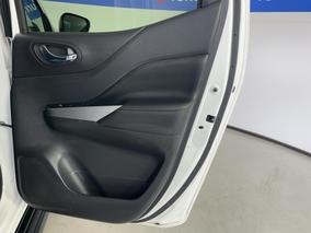 Photo '19' of Nissan Navara