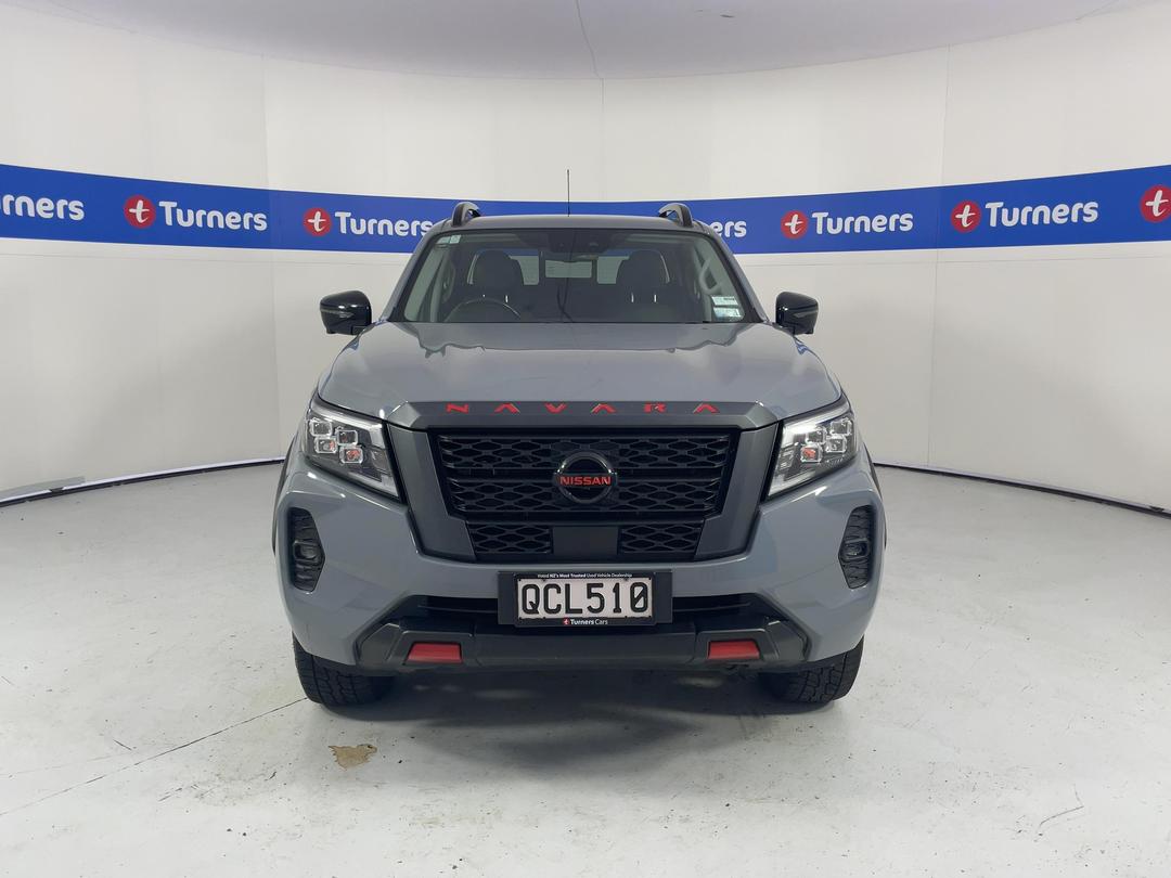 Photo '2' of Nissan Navara