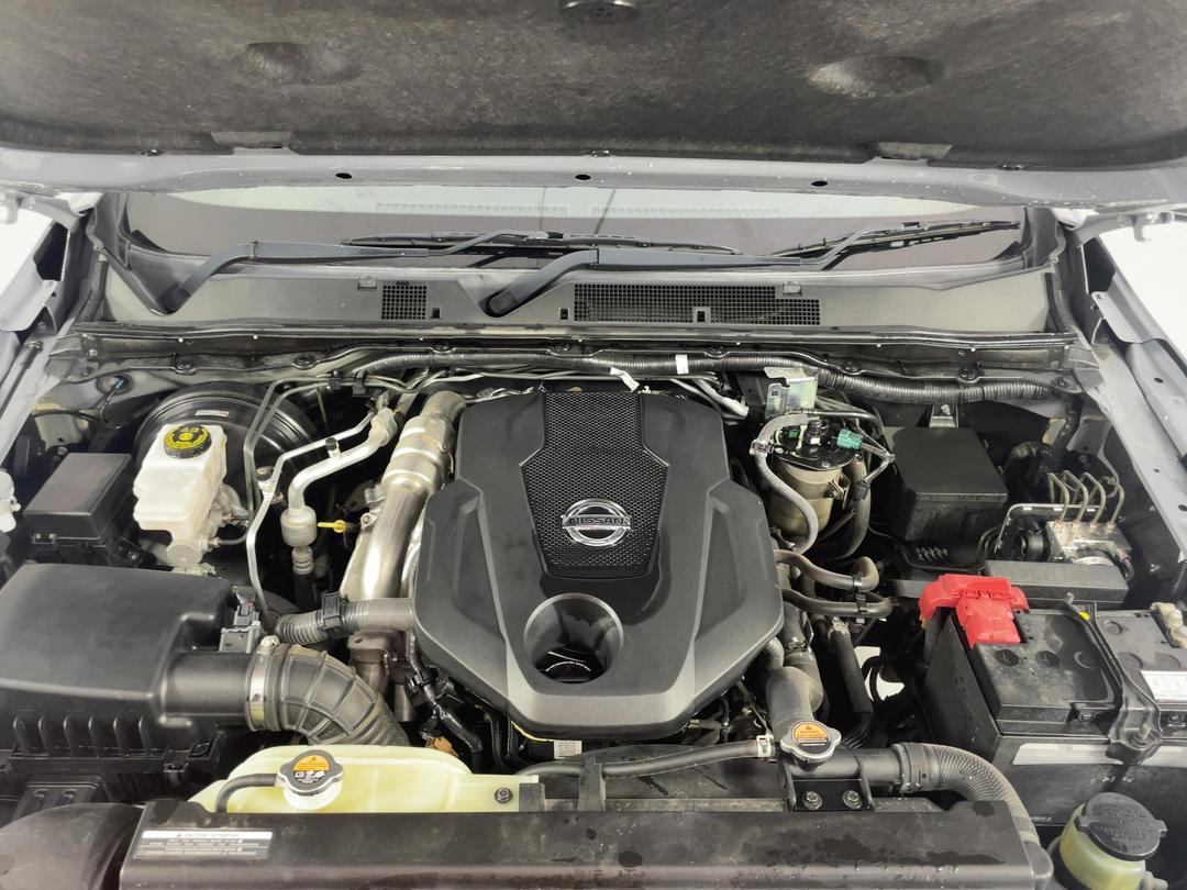 Photo '13' of Nissan Navara