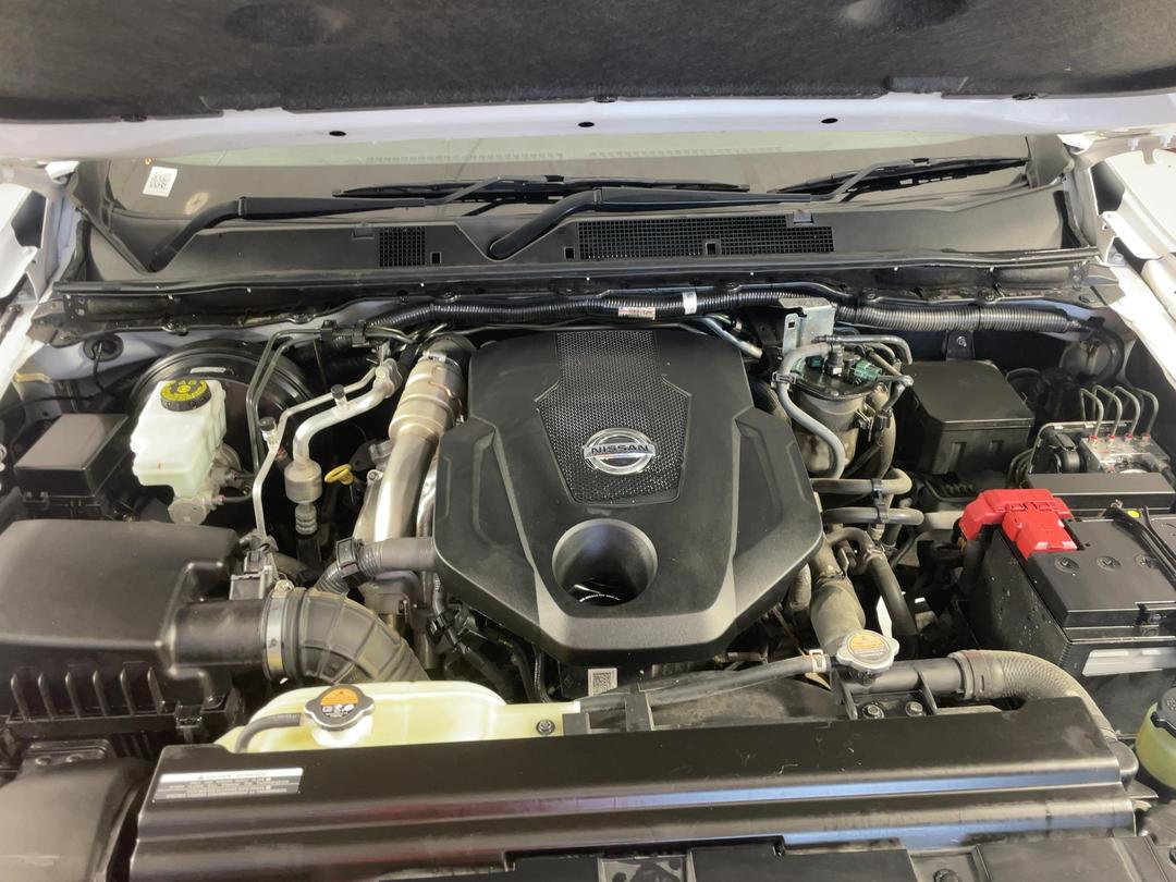 Photo '13' of Nissan Navara