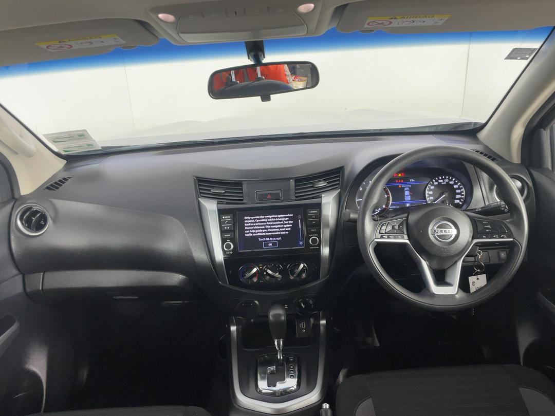 Photo '17' of Nissan Navara