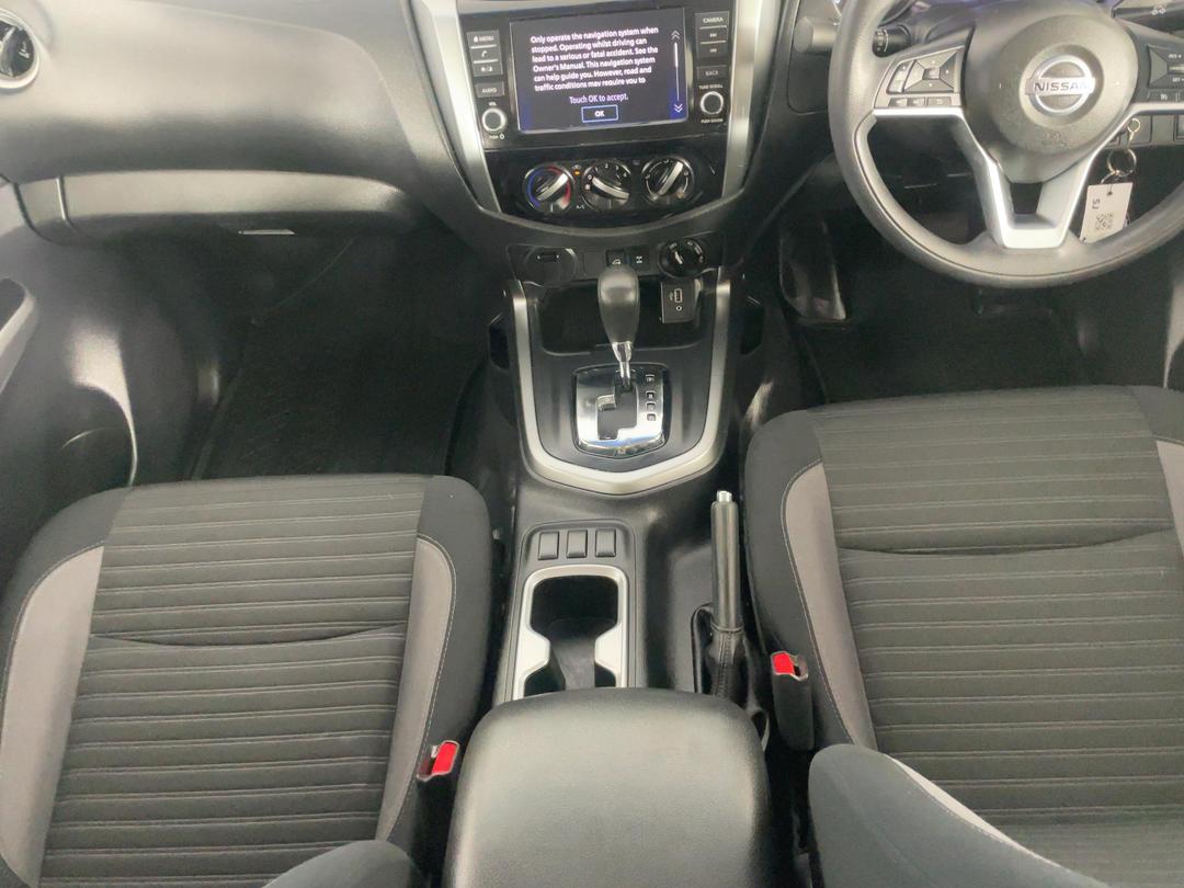 Photo '18' of Nissan Navara