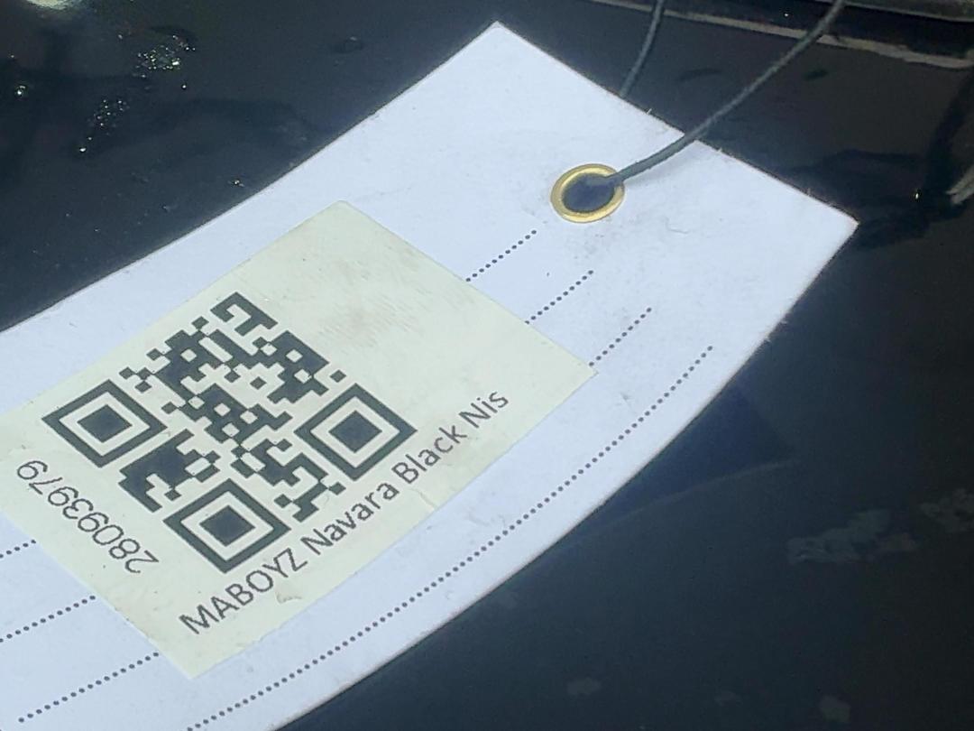 Photo '10' of Nissan Navara ST-X