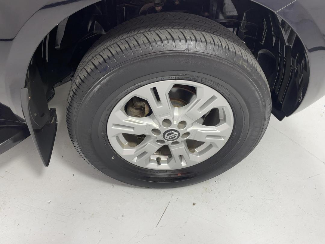 Photo '9' of Nissan Navara