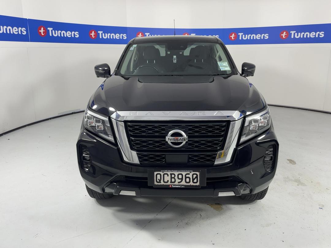 Photo '2' of Nissan Navara