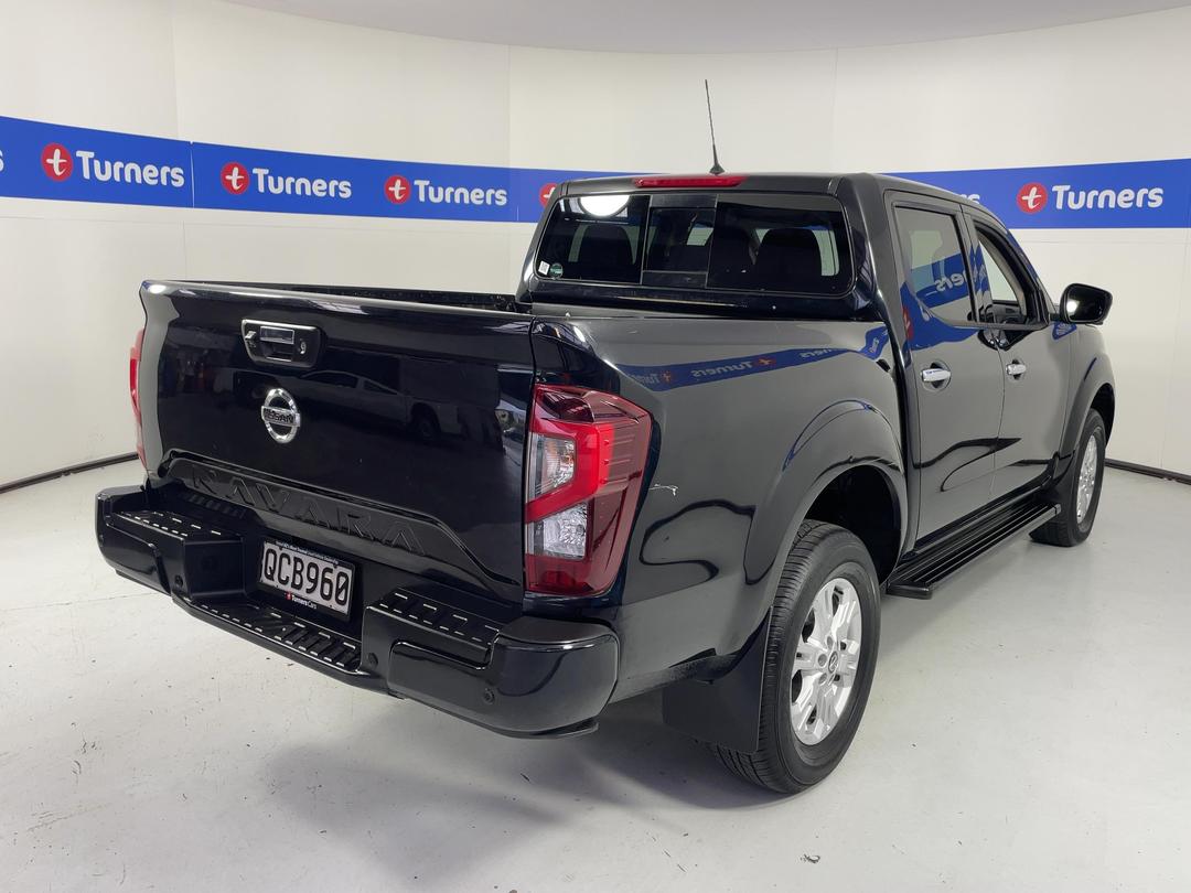 Photo '7' of Nissan Navara