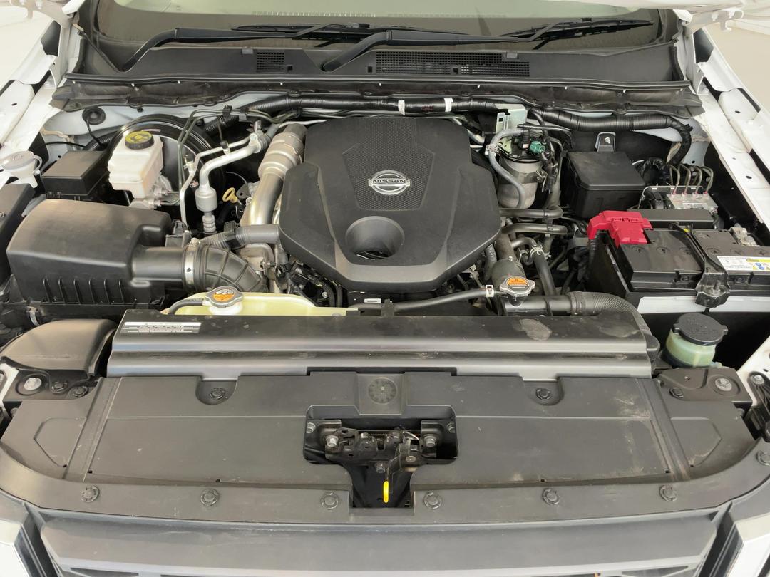 Photo '13' of Nissan Navara