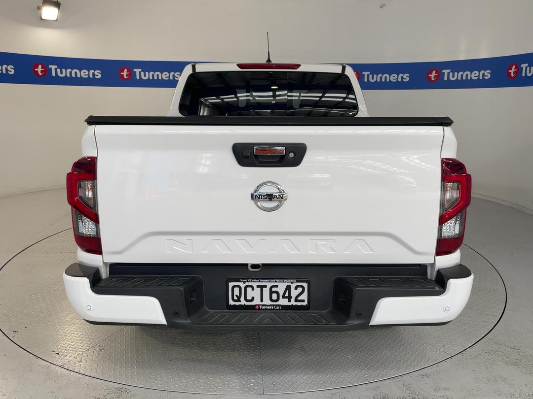 Photo '6' of Nissan Navara