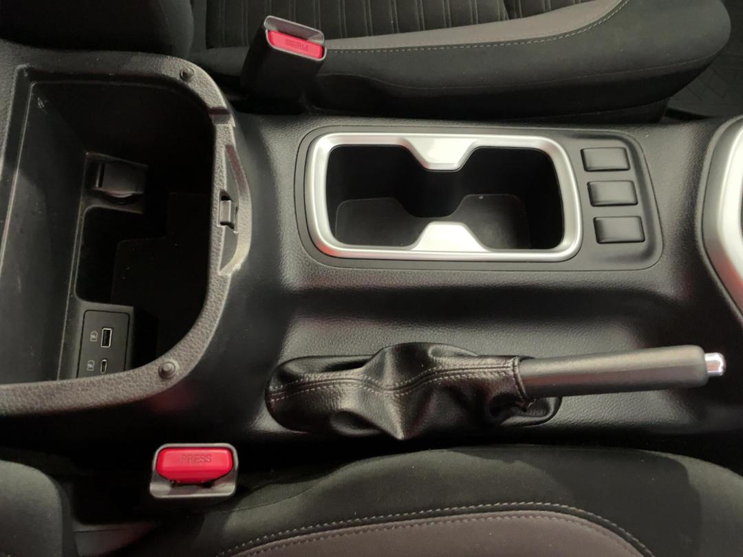 Photo '33' of Nissan Navara