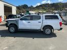 Thumbnail '4' of Nissan Navara SL