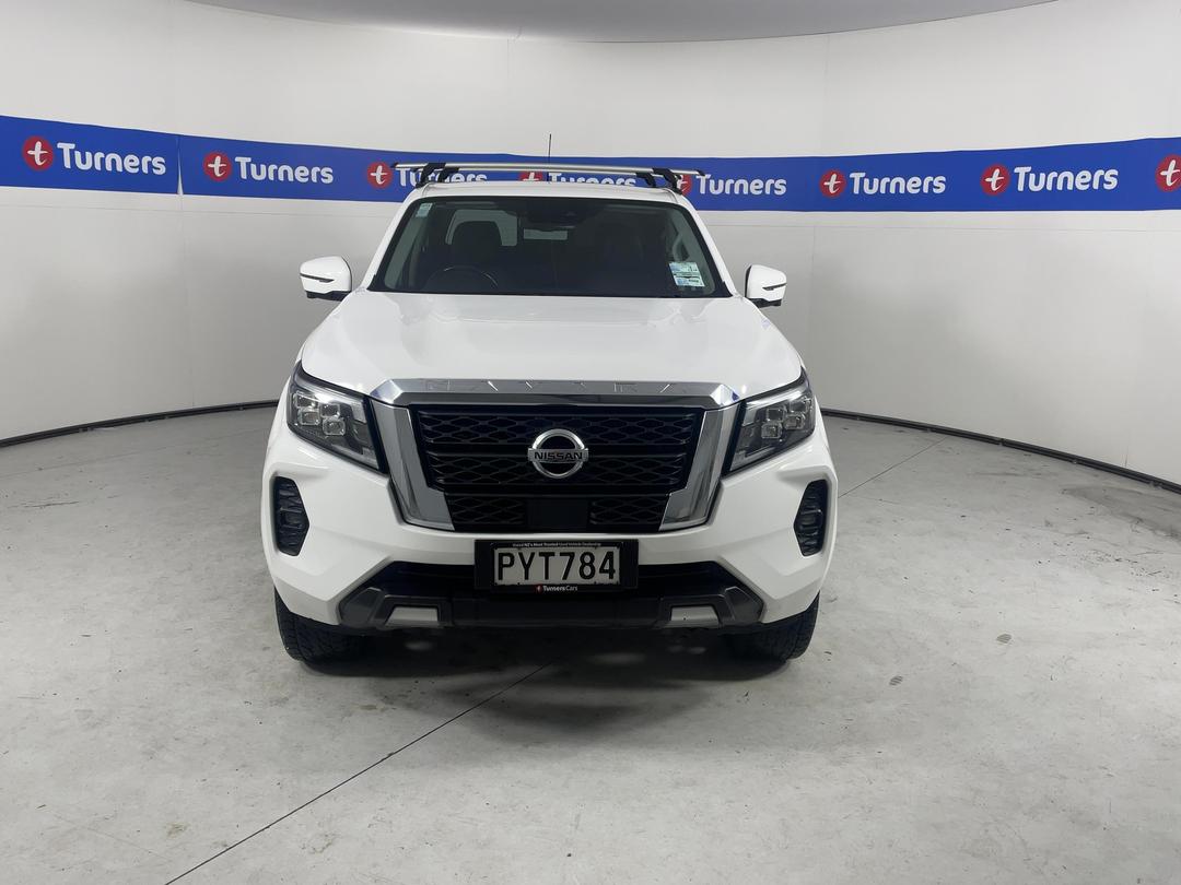 Photo '2' of Nissan Navara