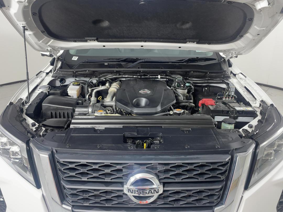 Photo '13' of Nissan Navara