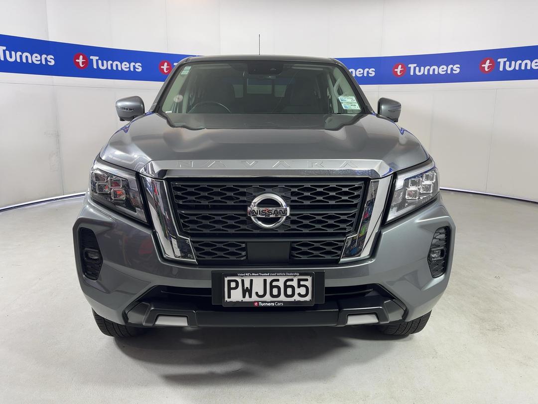Photo '2' of Nissan Navara