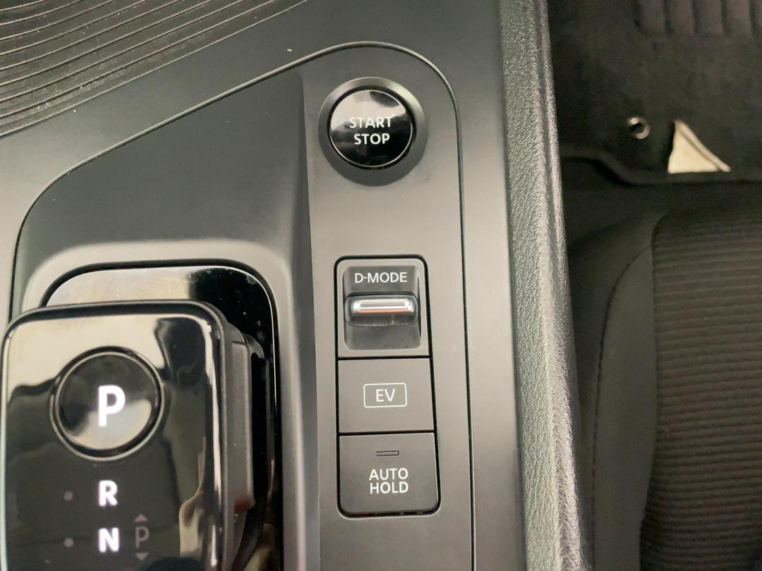 Photo '24' of Nissan Note