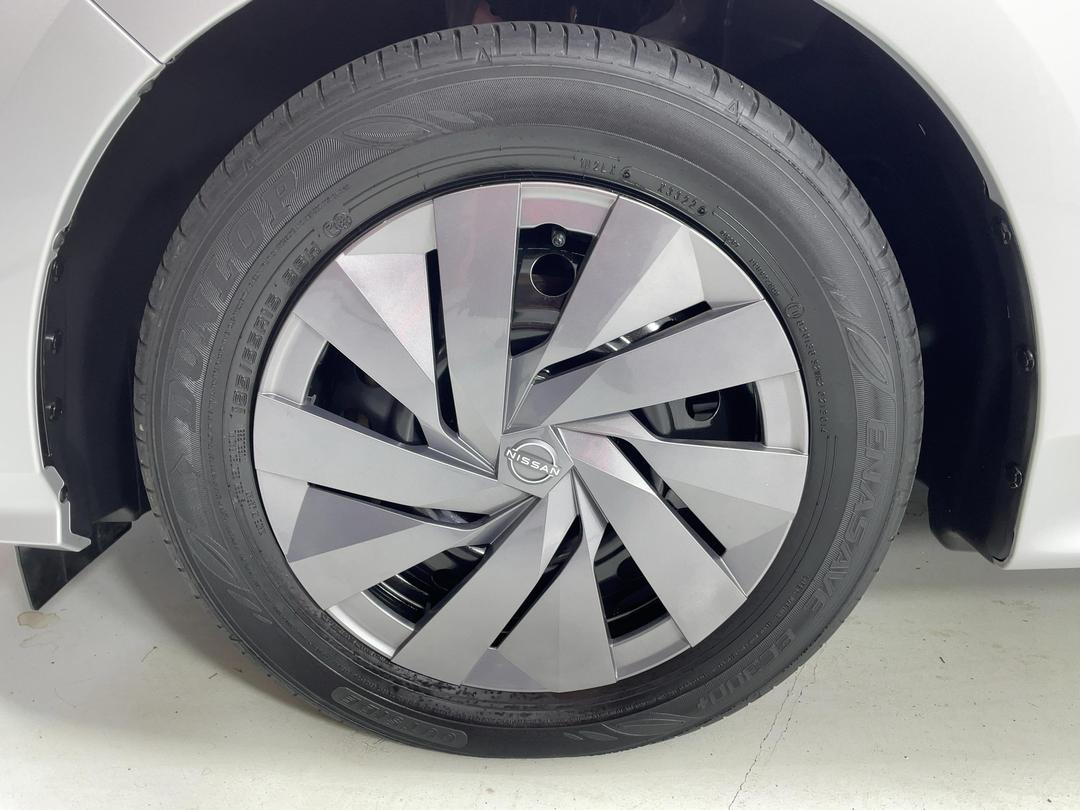 Photo '10' of Nissan Note