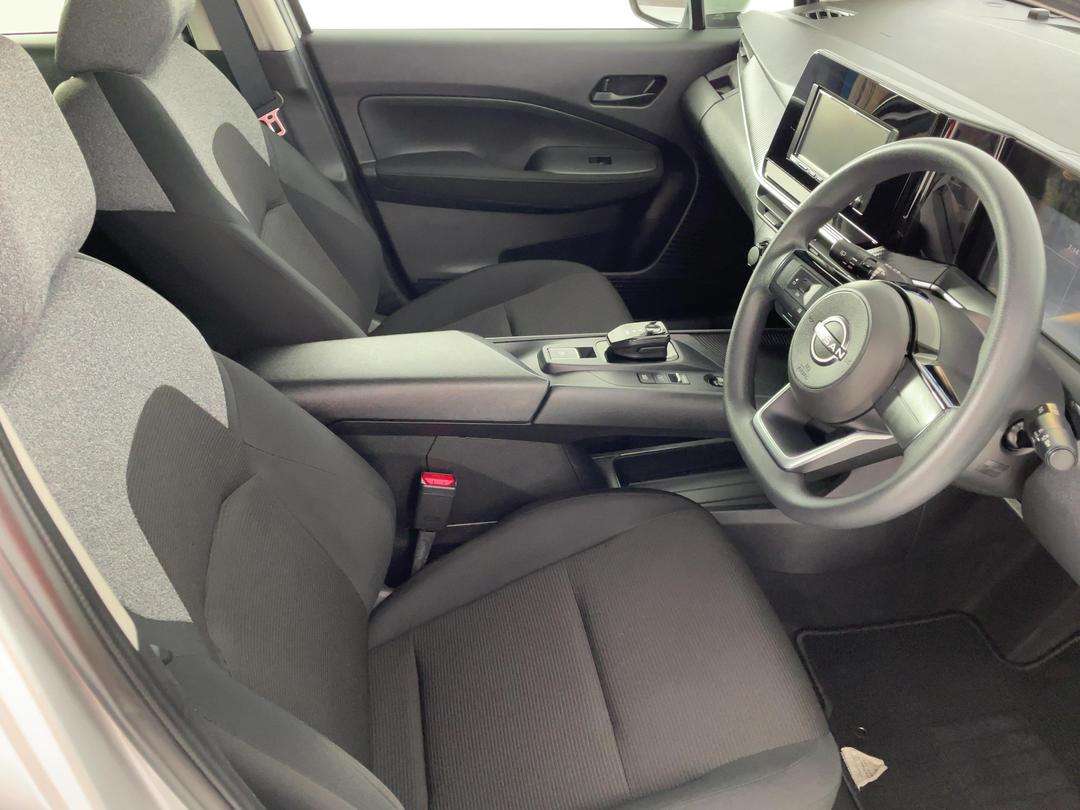 Photo '16' of Nissan Note