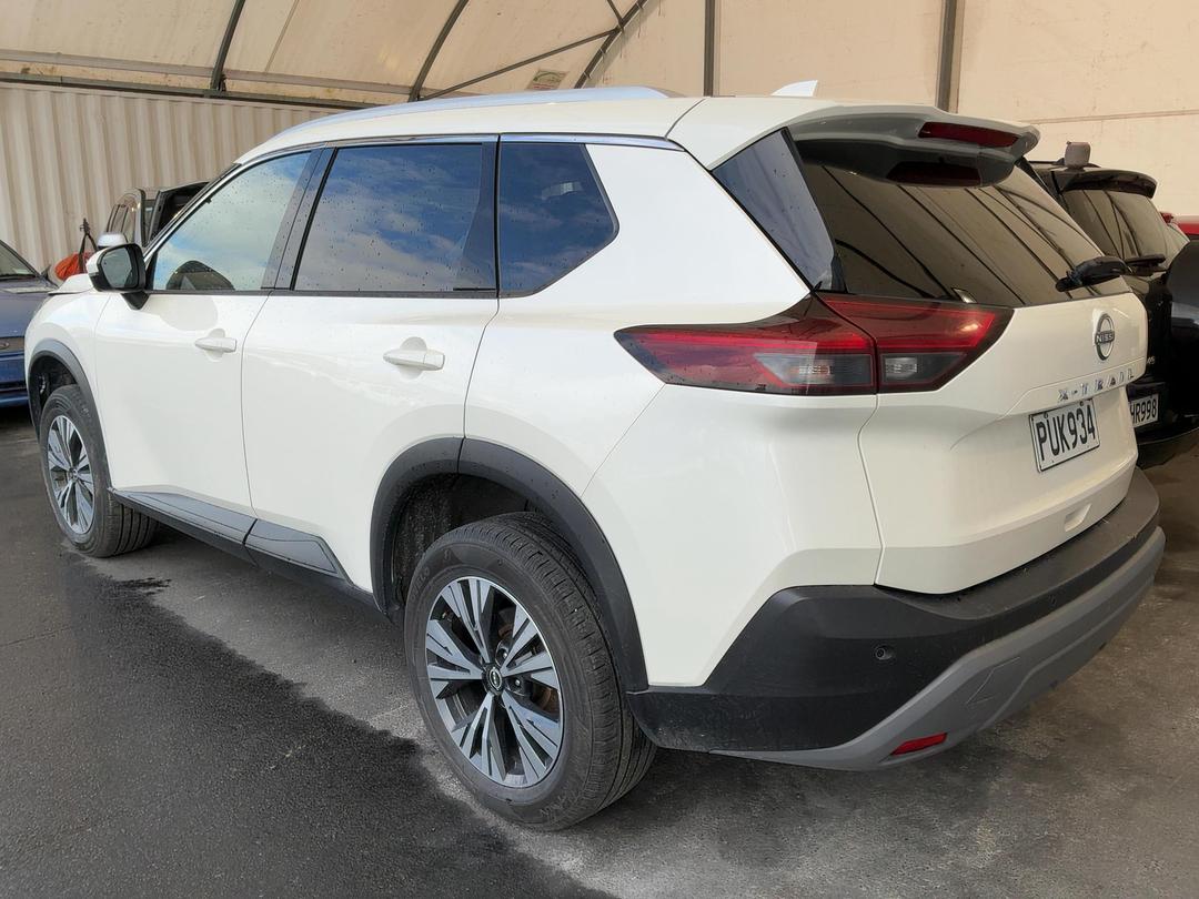 Photo '5' of Nissan X-Trail ST-L