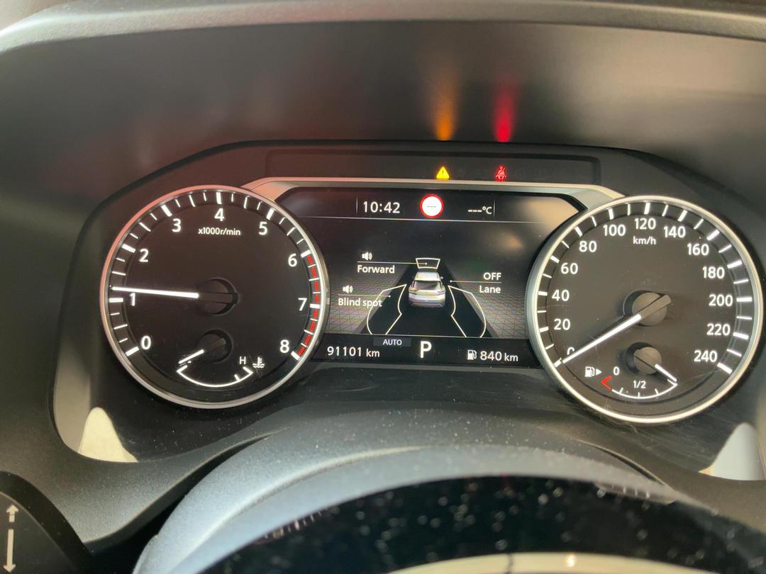 Photo '14' of Nissan X-Trail ST-L