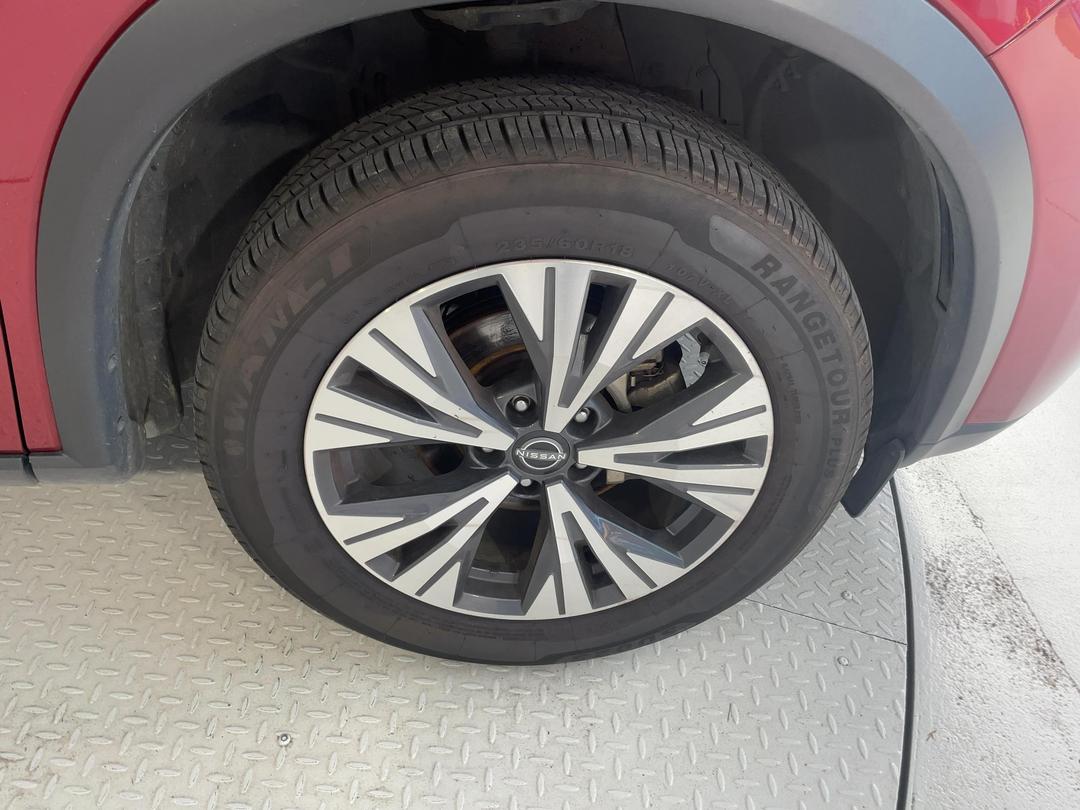 Photo '9' of Nissan X-Trail