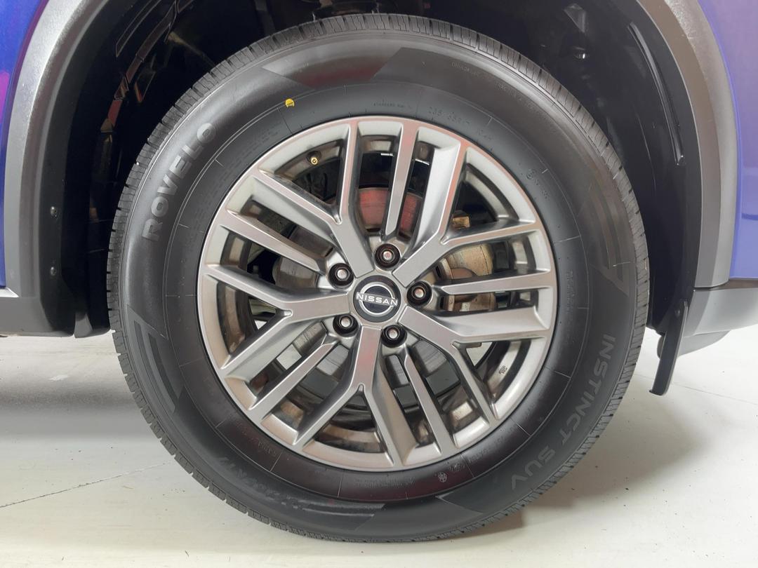 Photo '9' of Nissan X-Trail
