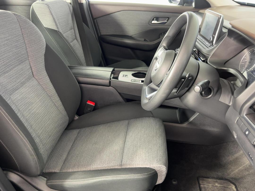 Photo '16' of Nissan X-Trail